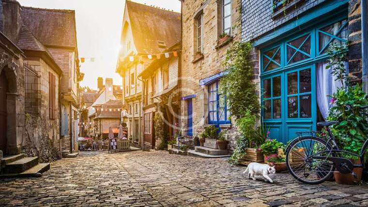 Weekend in Europe, London
